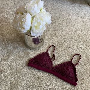 NWOT Xhilaration Burgundy Crochet Bikini Top